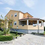 Marica With Swimmingpool Apartment *