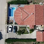 Apartment Marica With Swimmingpool