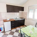 Marica With Swimmingpool Apartment