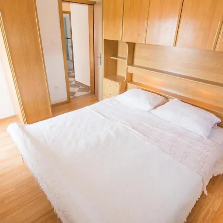 Apartment Marica With Swimmingpool Kakma