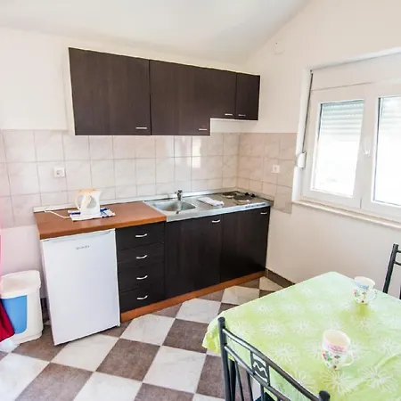 Marica With Swimmingpool Apartment