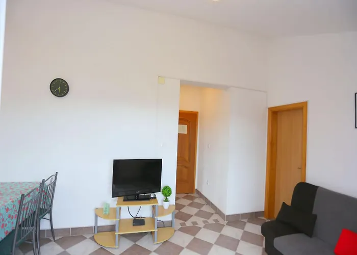 Marica With Swimmingpool Appartement