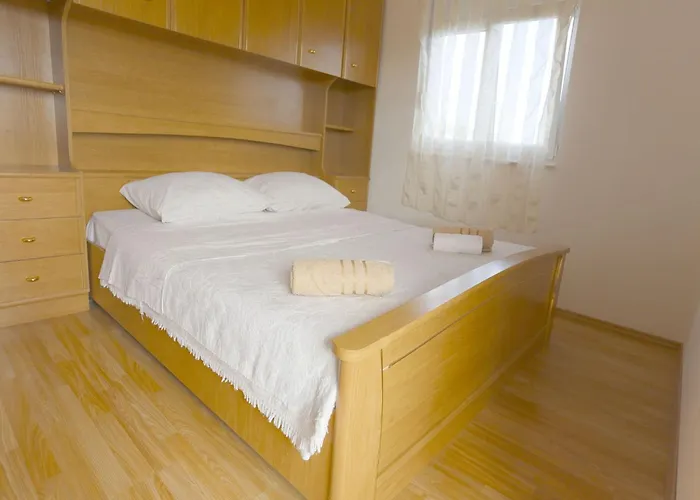 Appartement Marica With Swimmingpool Kakma