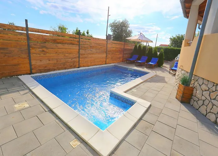 Marica With Swimmingpool