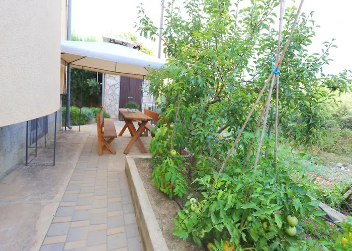 Marica With Swimmingpool Appartement